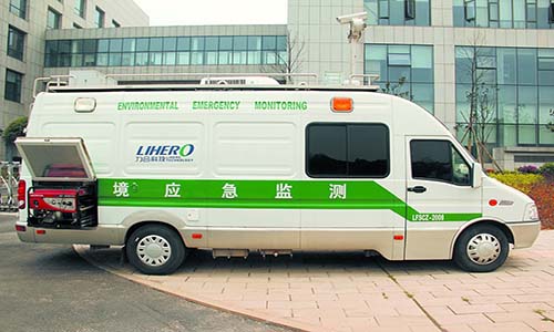 <b>特種改裝車輛上為什麽要用到車載式UPS電源?</b>