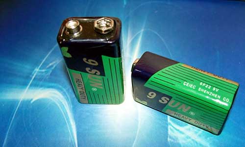 <b>碳性電池和堿性電池怎麽區分？</b>